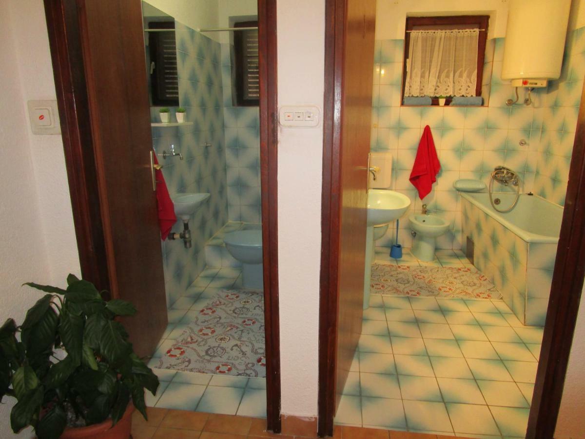 Vuk Apartman Сень Экстерьер фото
