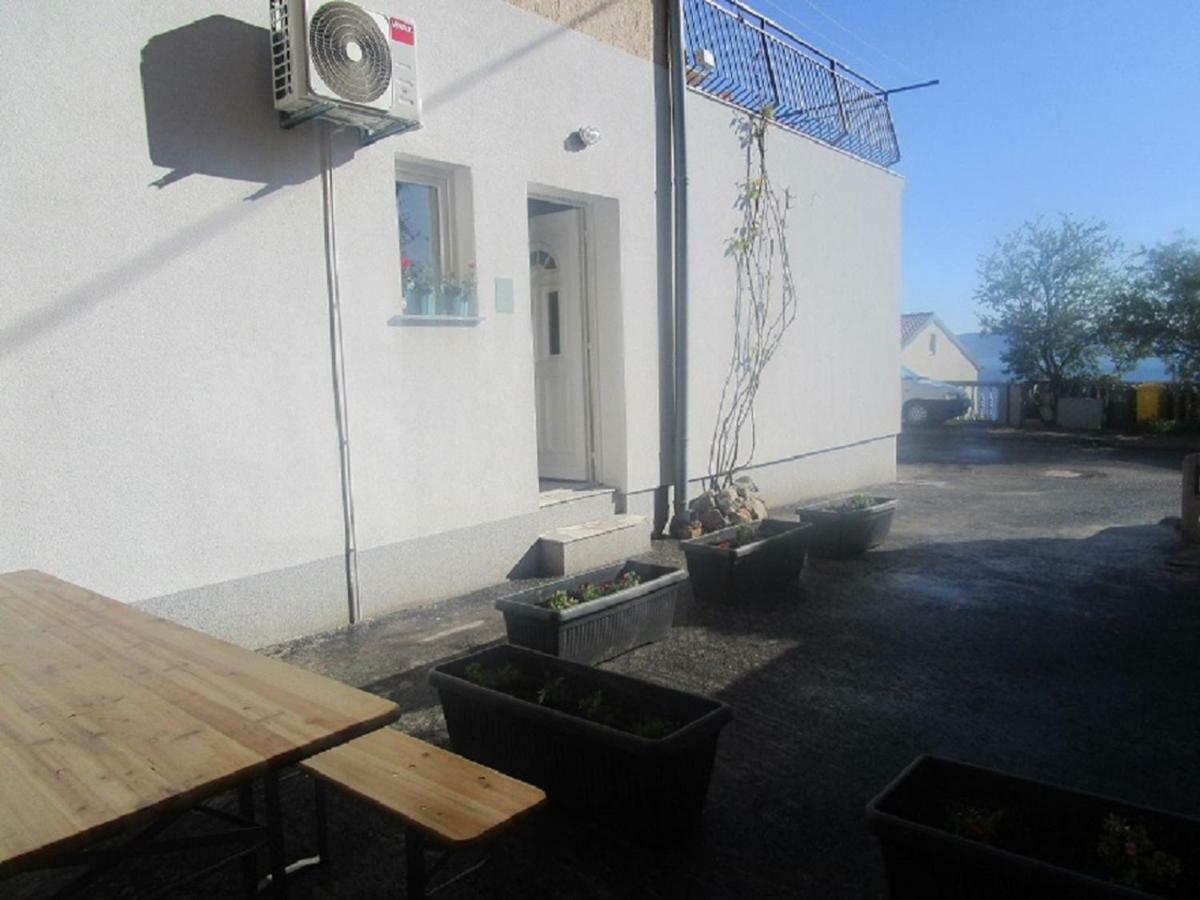 Vuk Apartman Сень Экстерьер фото